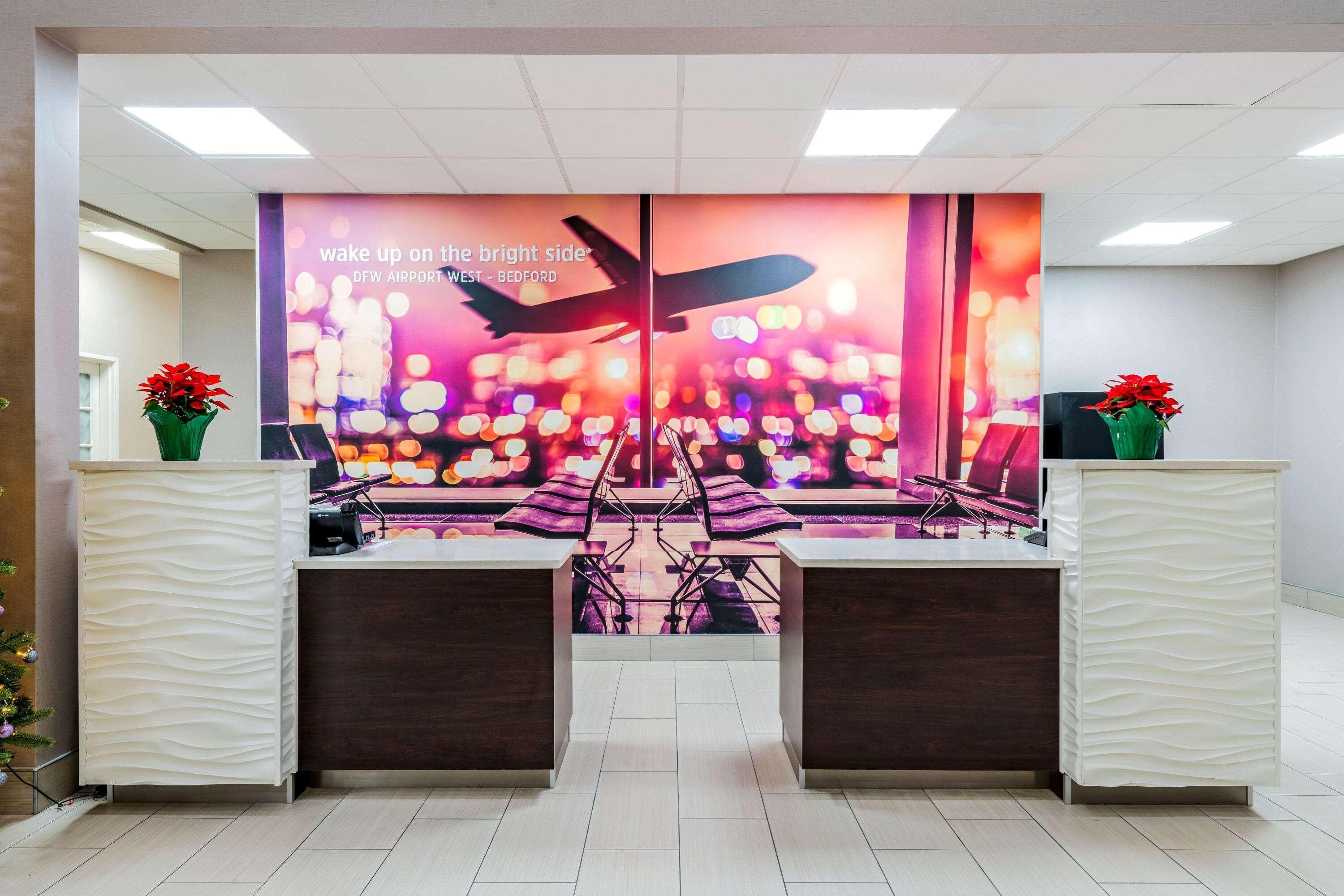 La Quinta By Wyndham Dfw Airport West - Bedford Hotel Kültér fotó