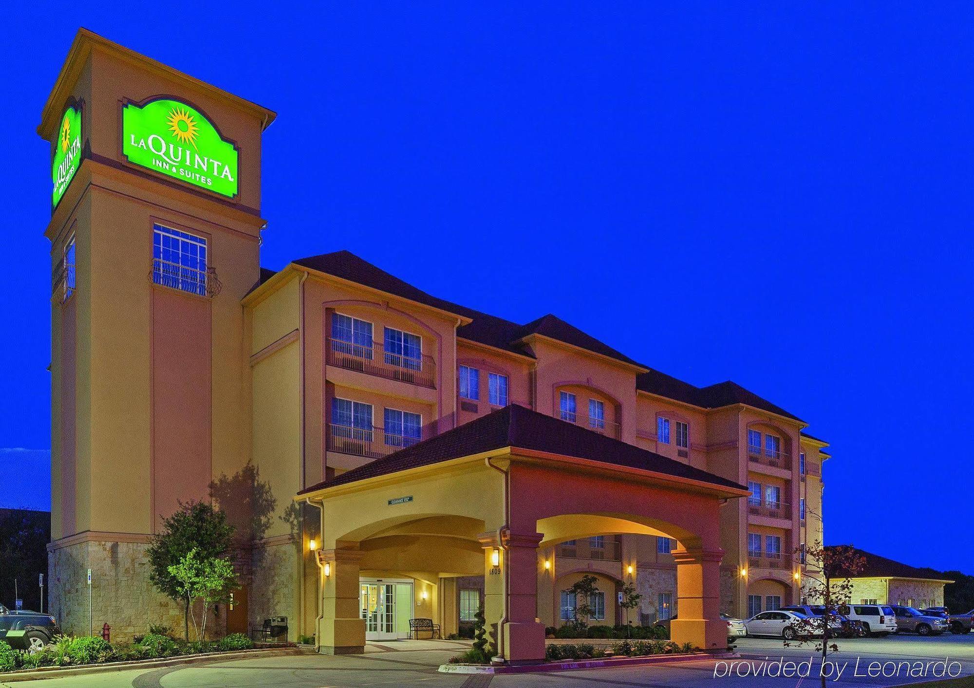 La Quinta By Wyndham Dfw Airport West - Bedford Hotel Kültér fotó